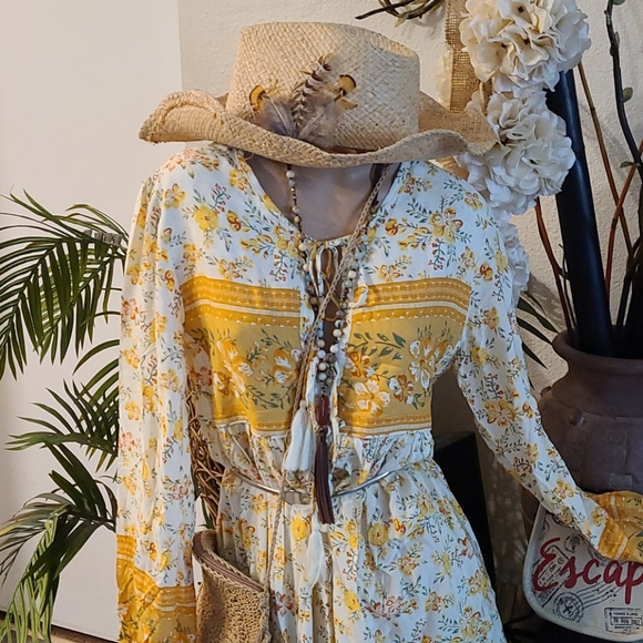 NEW SUMMER BO HO MULTI XS  MAXI DRESS LOMG SLEEVES - Picture 3 of 16